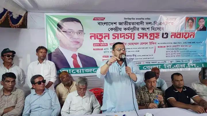 ‘কর্মী তো দূরের কথা, স্ত্রী-সন্তানও পাশে নেই’