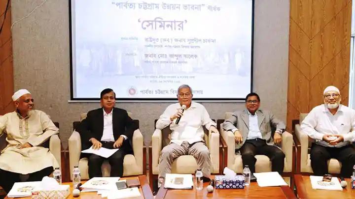 পার্বত্য চট্টগ্রামে ঢাবি ও আইবিএ’র ক্যাম্পাস স্থাপনের আগ্রহ উপদেষ্টার