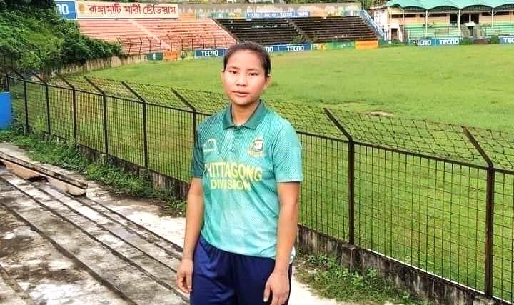 নারী ক্রিকেট লিগে রাঙামাটির লেকি চাকমা
