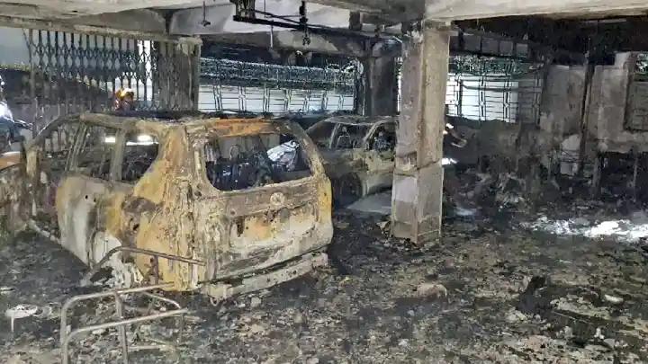 বান্দরবানে বীর বাহাদুরের বাসভবনে আগুন, এসপি অফিস থানা ঘেরাও