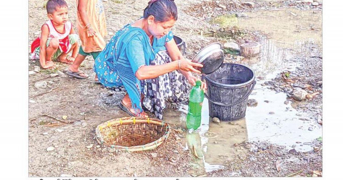 পানির জন্য হাহাকার পাহাড়ে